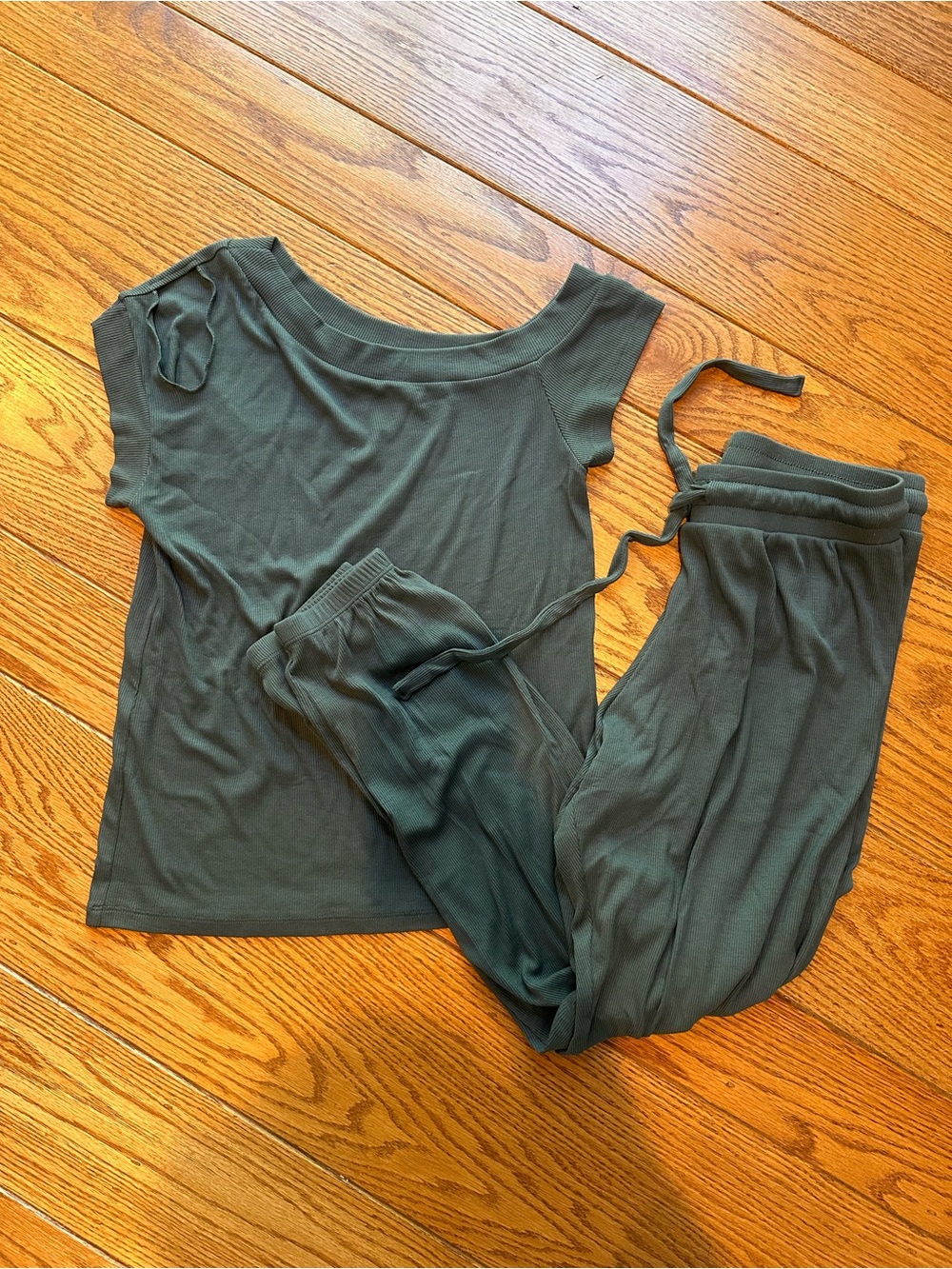 LNA Olive Green Short Sleeve Lounge Top & Jogger Set